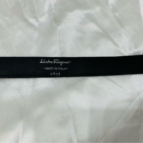 Authentic SALVATORE FERRAGAMO belt🖤🤍🖤 - Picture 6 of 8
